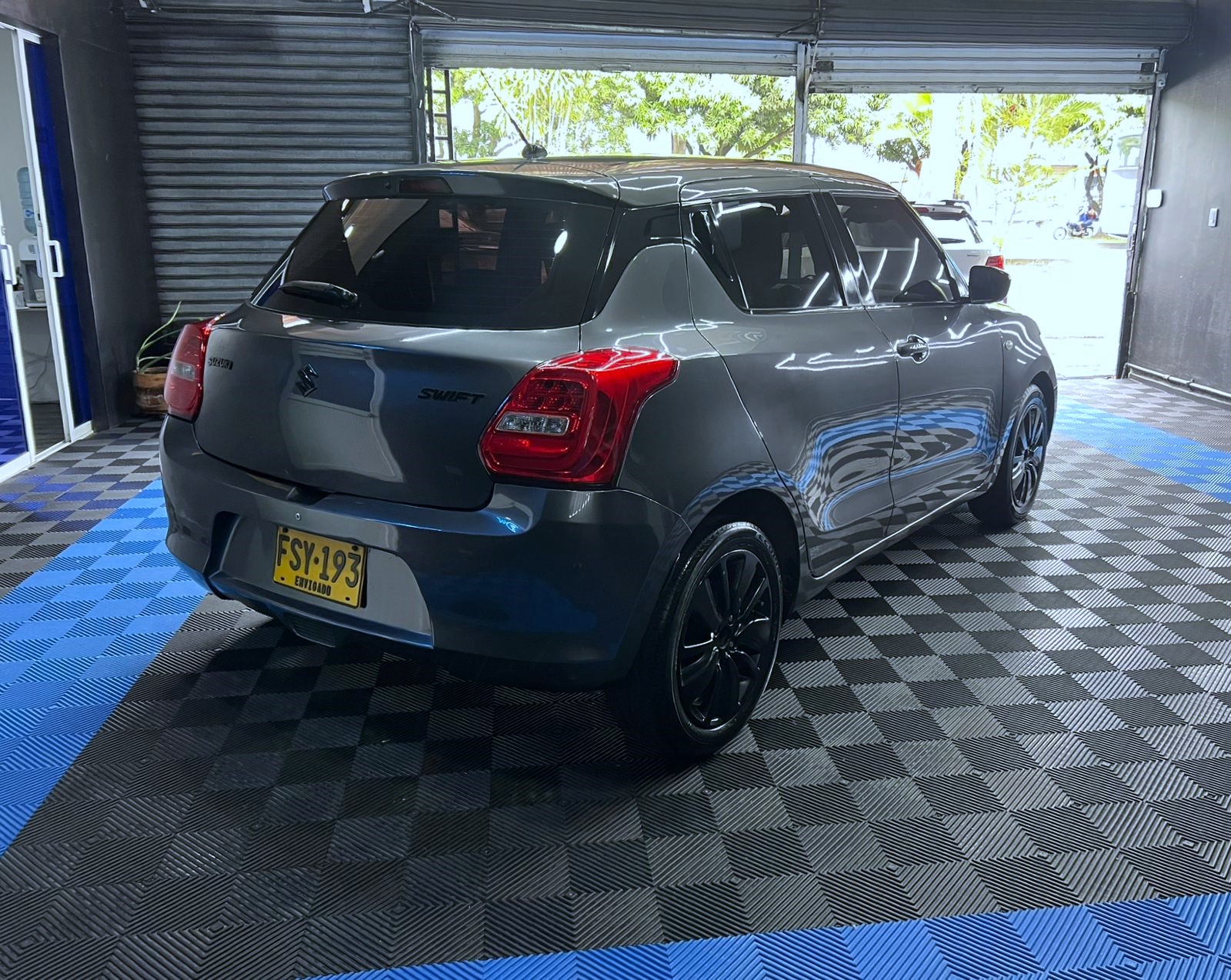 SUZUKI SWIFT DZIRE