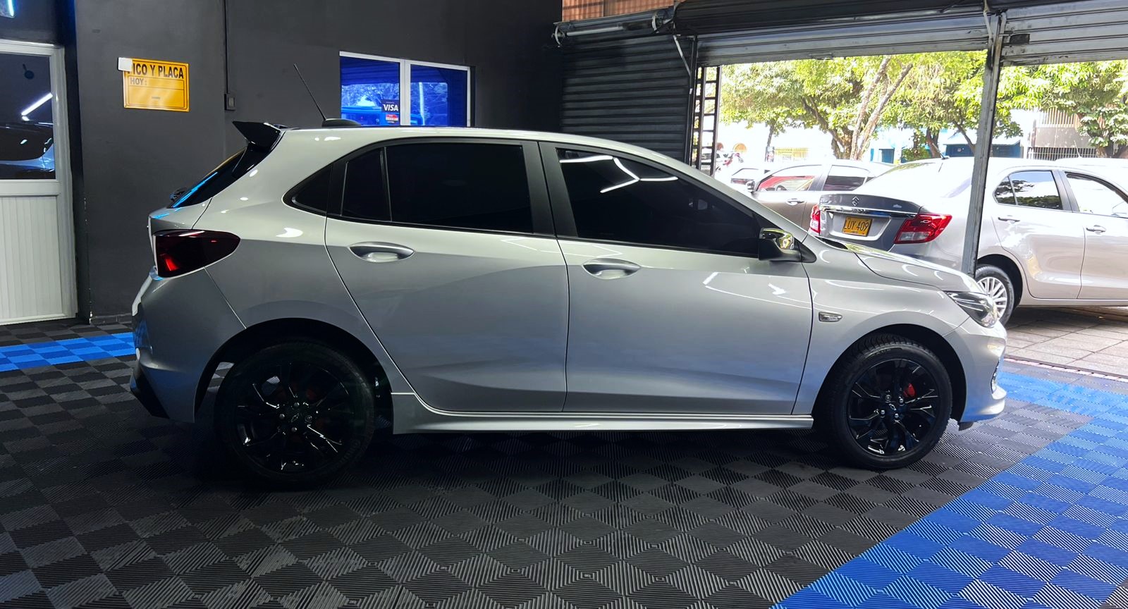 CHEVROLET ONIX [2] RS MT