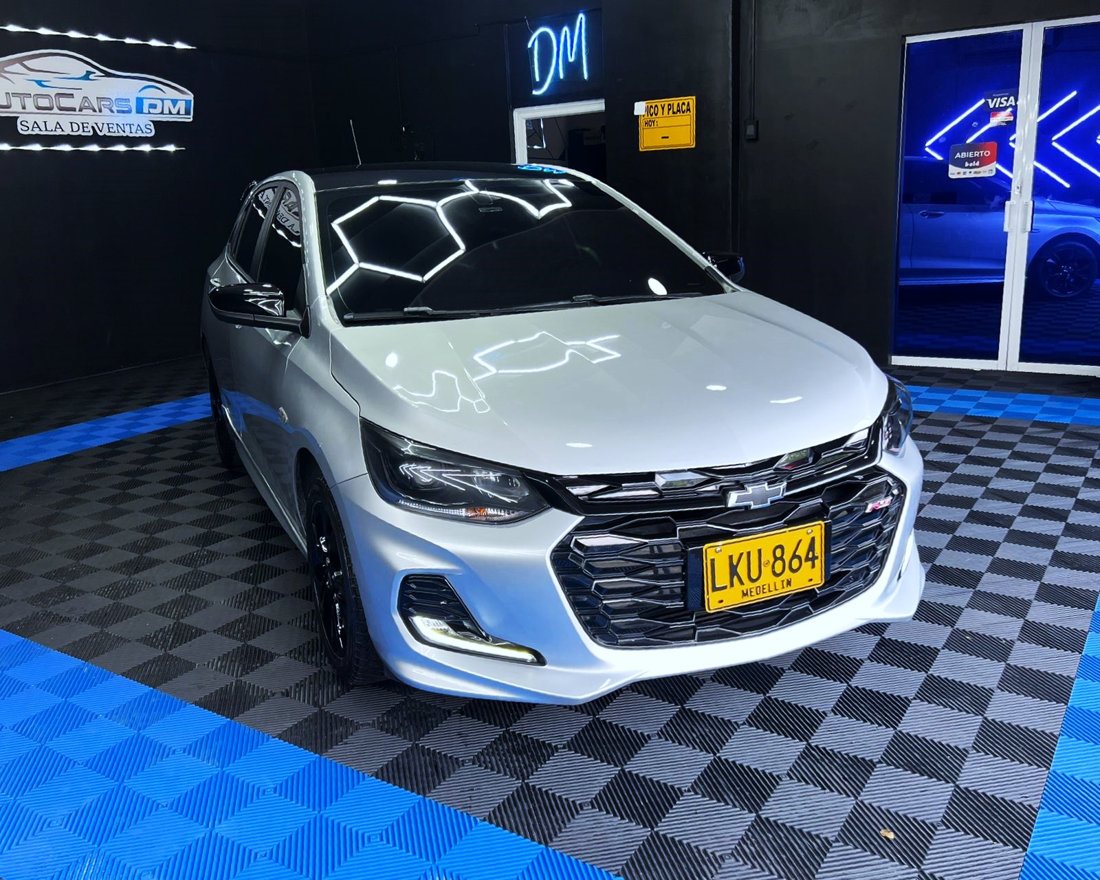 CHEVROLET ONIX [2] RS MT