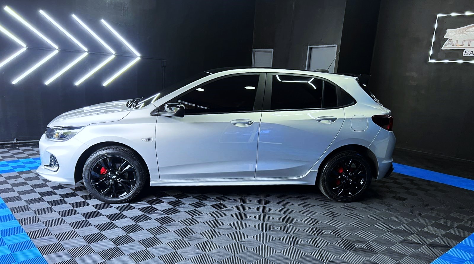 CHEVROLET ONIX [2] RS MT