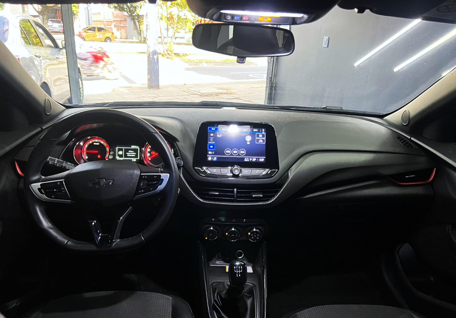 CHEVROLET ONIX [2] RS MT