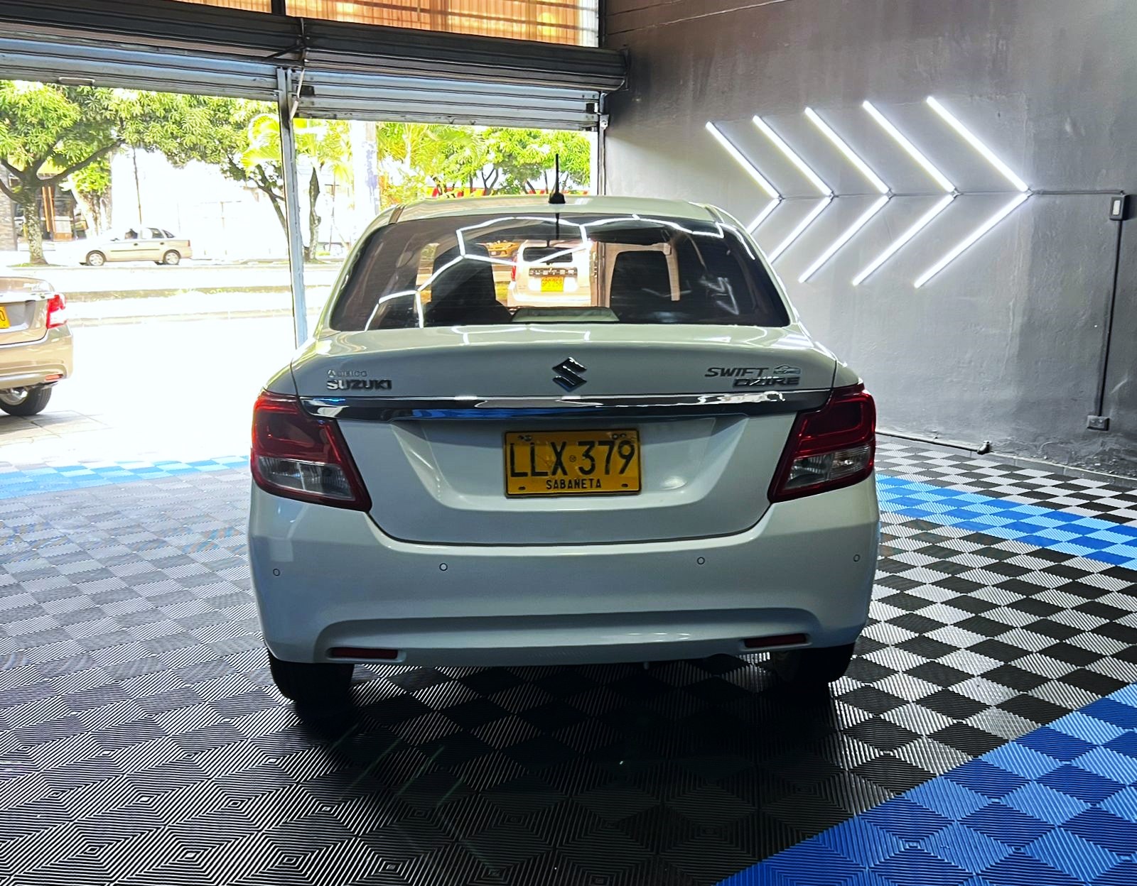 SUZUKI SWIFT DZIRE