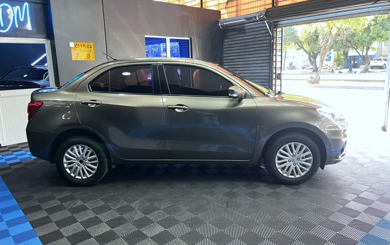 SUZUKI SWIFT DZIRE