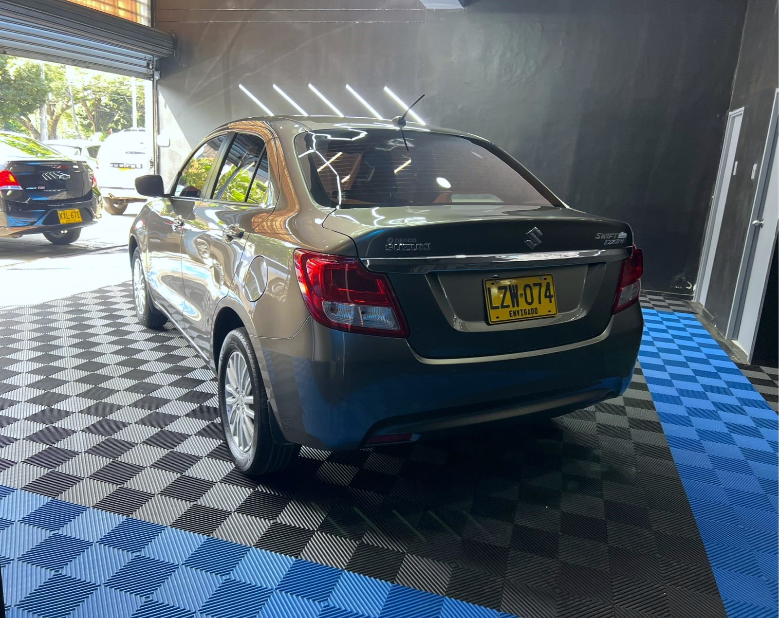 SUZUKI SWIFT DZIRE