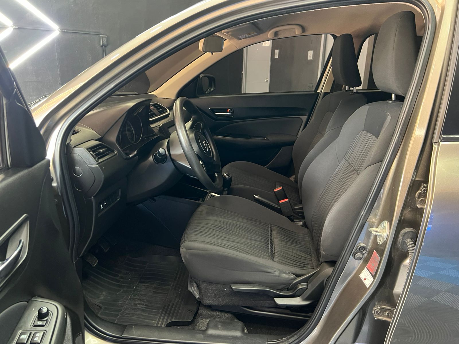 SUZUKI SWIFT DZIRE