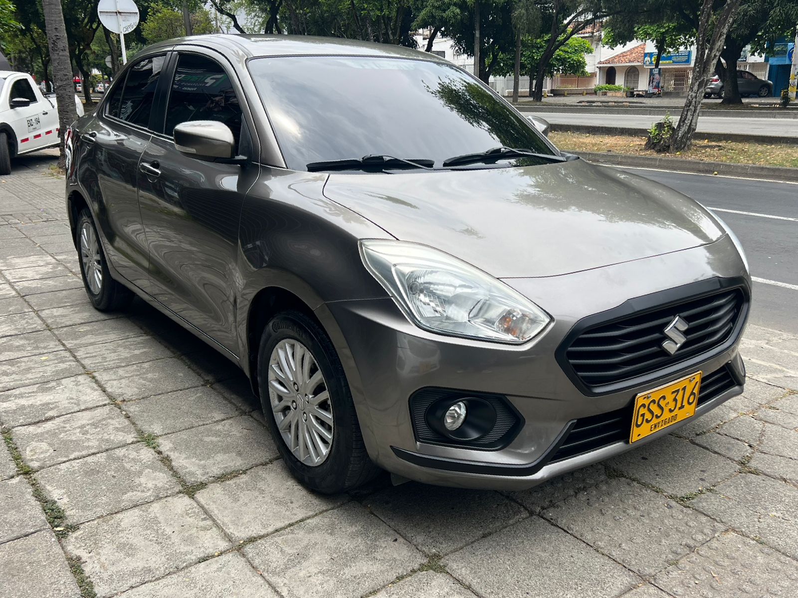 SUZUKI SUZUKI