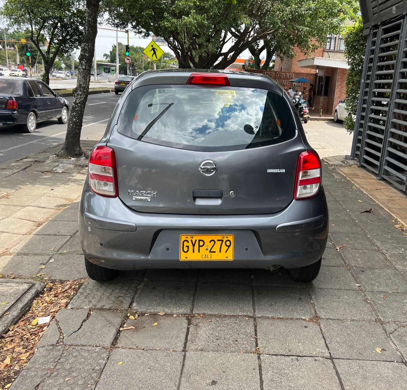 NISSAN  MARCH