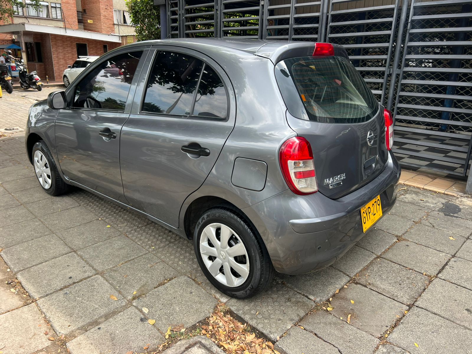 NISSAN  MARCH