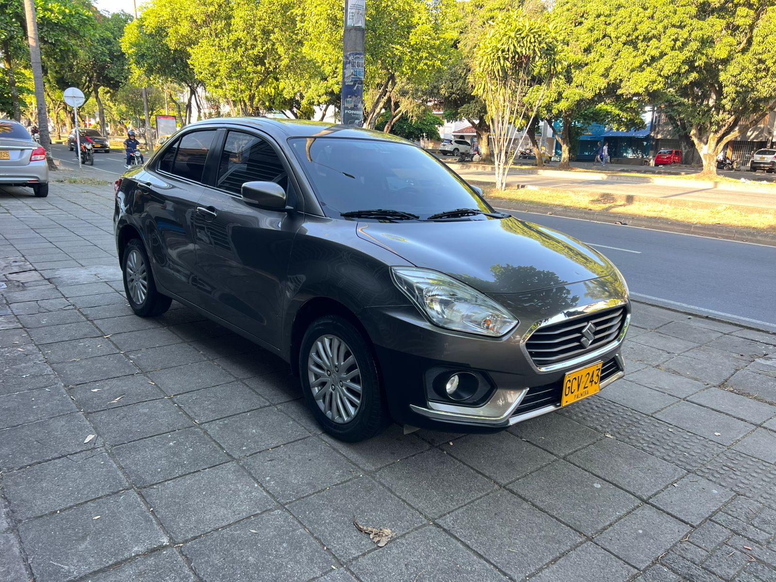 SUZUKI SWITF DZIRE