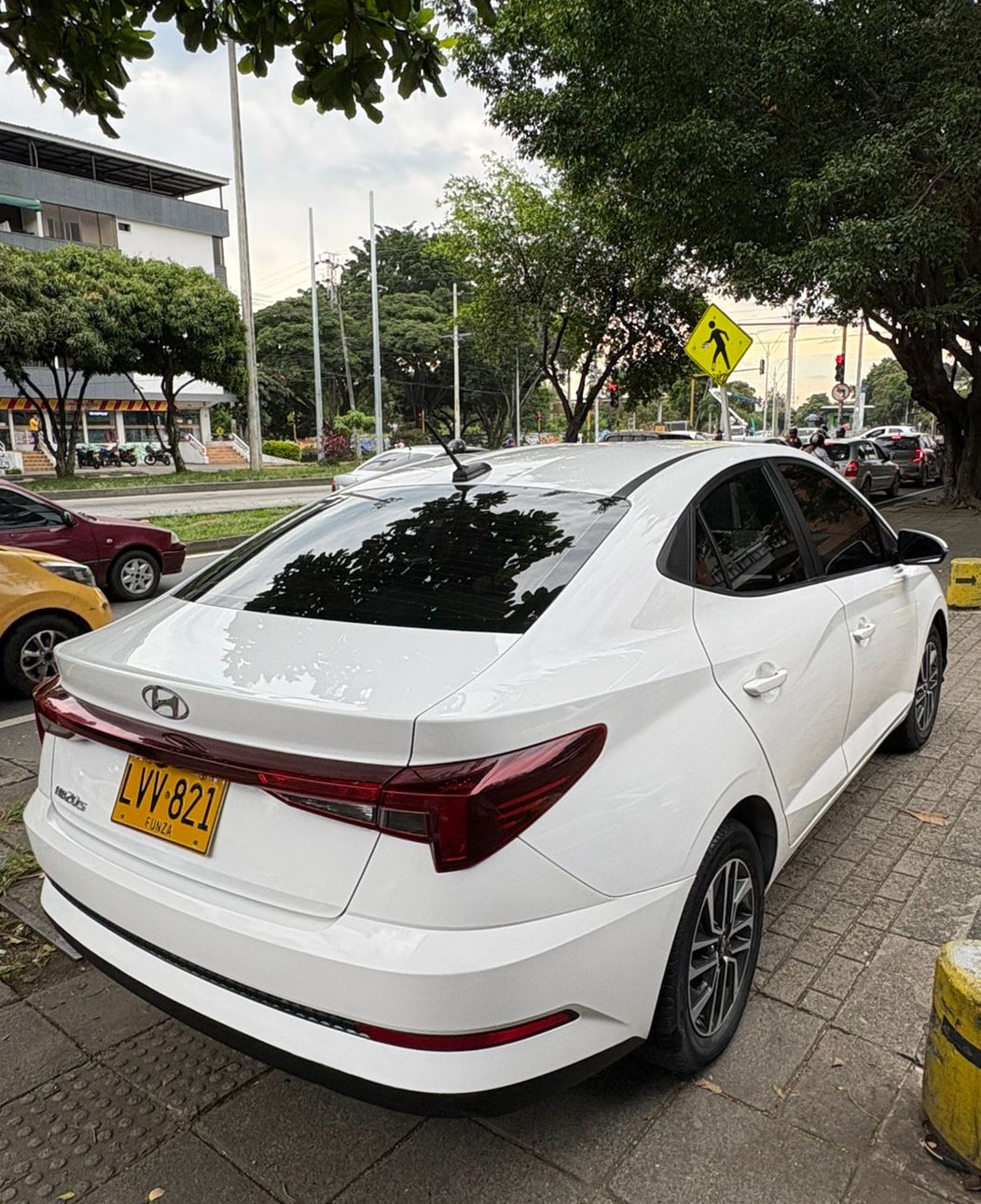 HYUNDAI HB20S