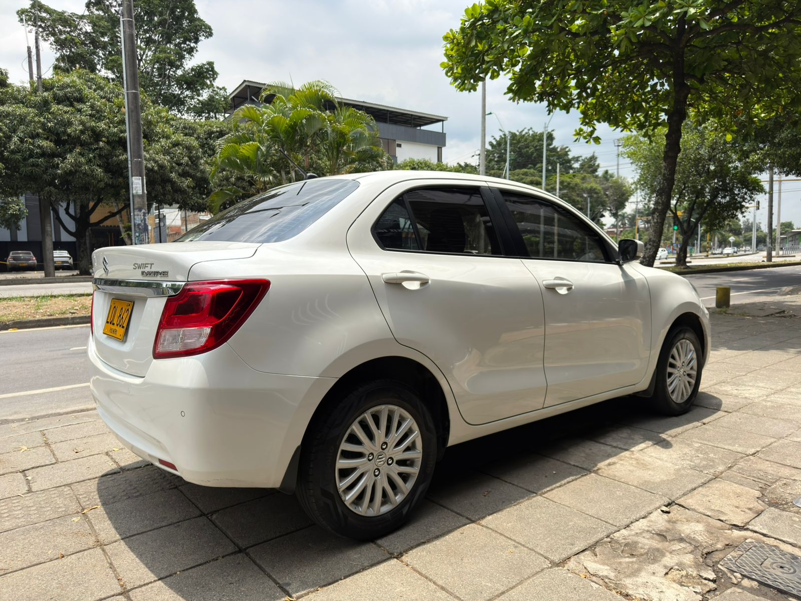 SUZUKI SWITF DZIRE