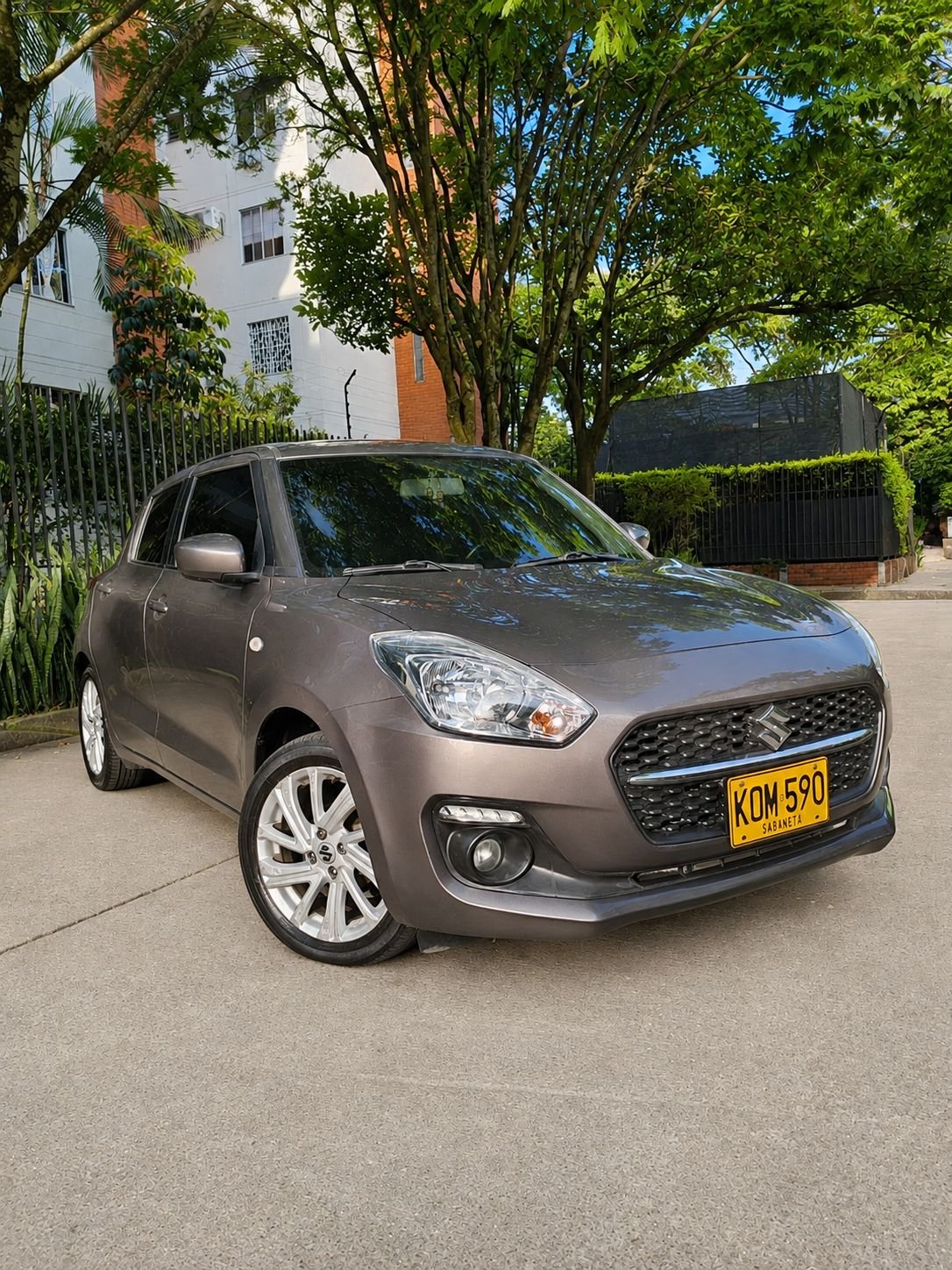 SUZUKI NEW SWIFT 1.2 HYBRID