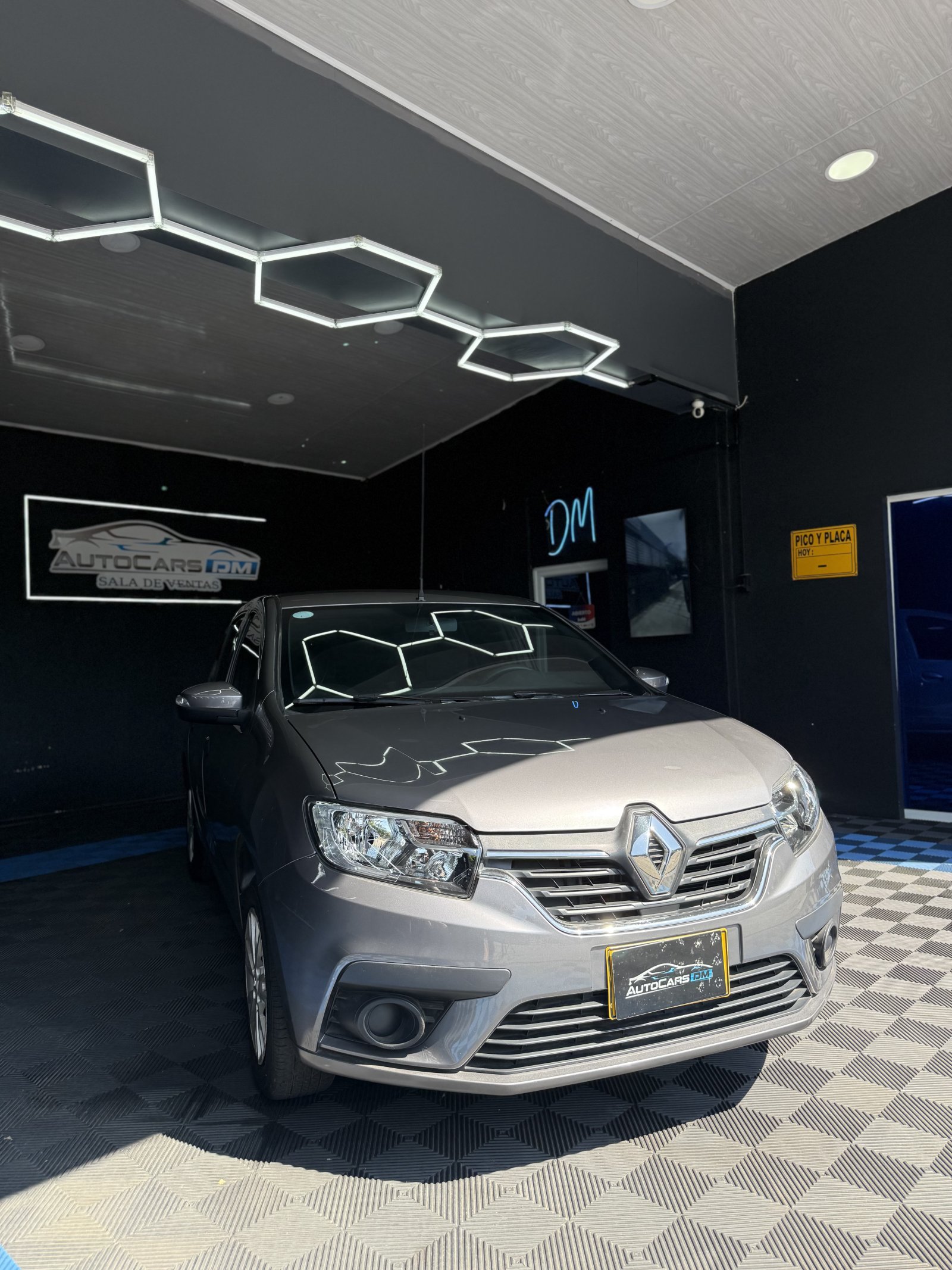 Renault Renault LOGAN LIFE + PH2