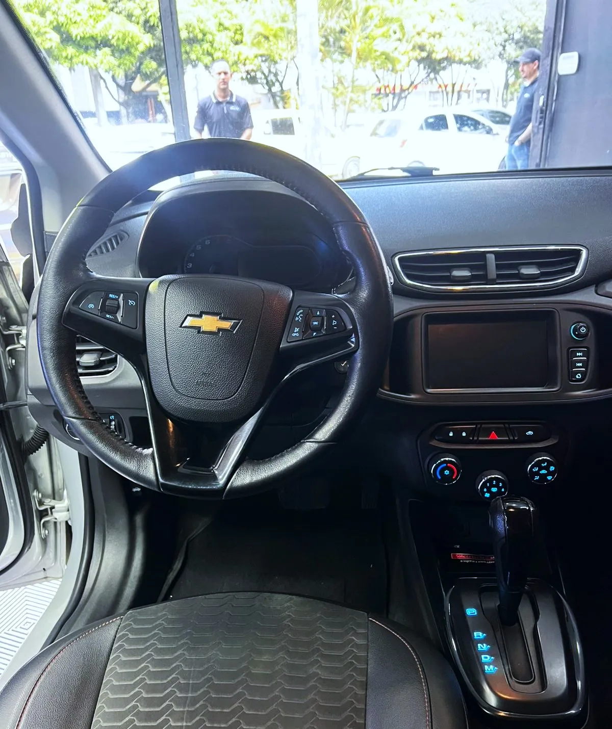 CHEVROLET ONIX LTZ