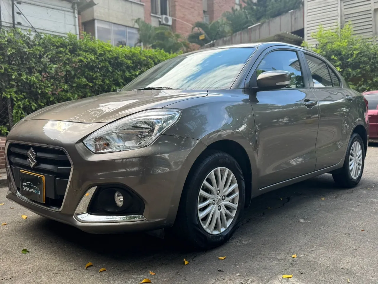 SUZUKI SWIITF DZIRE
