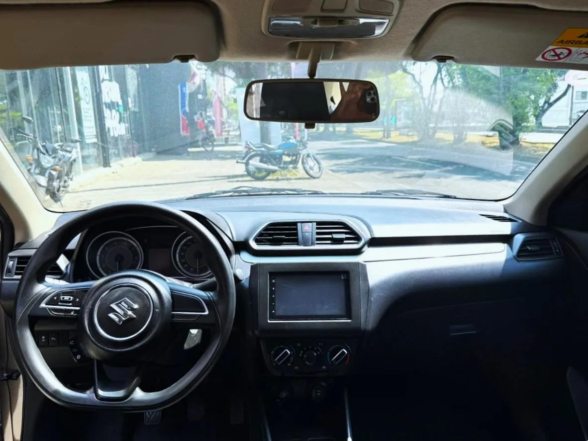 SUZUKI SWIITF DZIRE