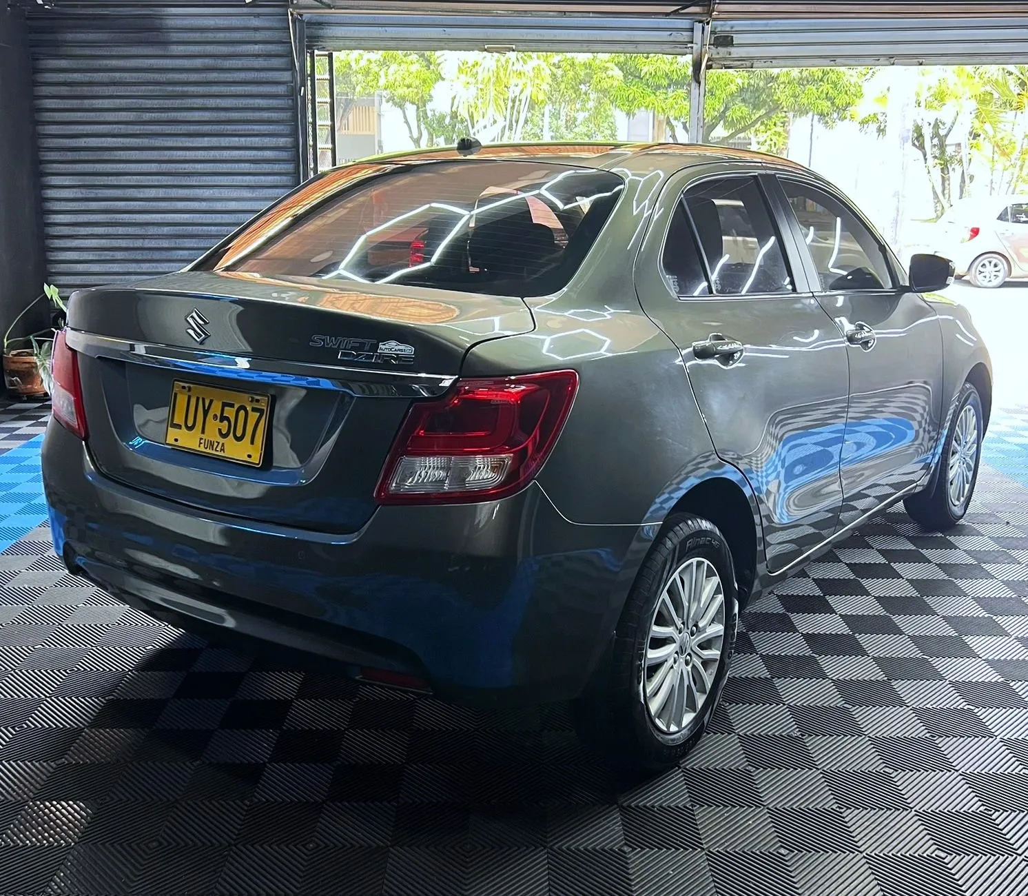 SUZUKI SWITF DZIRE