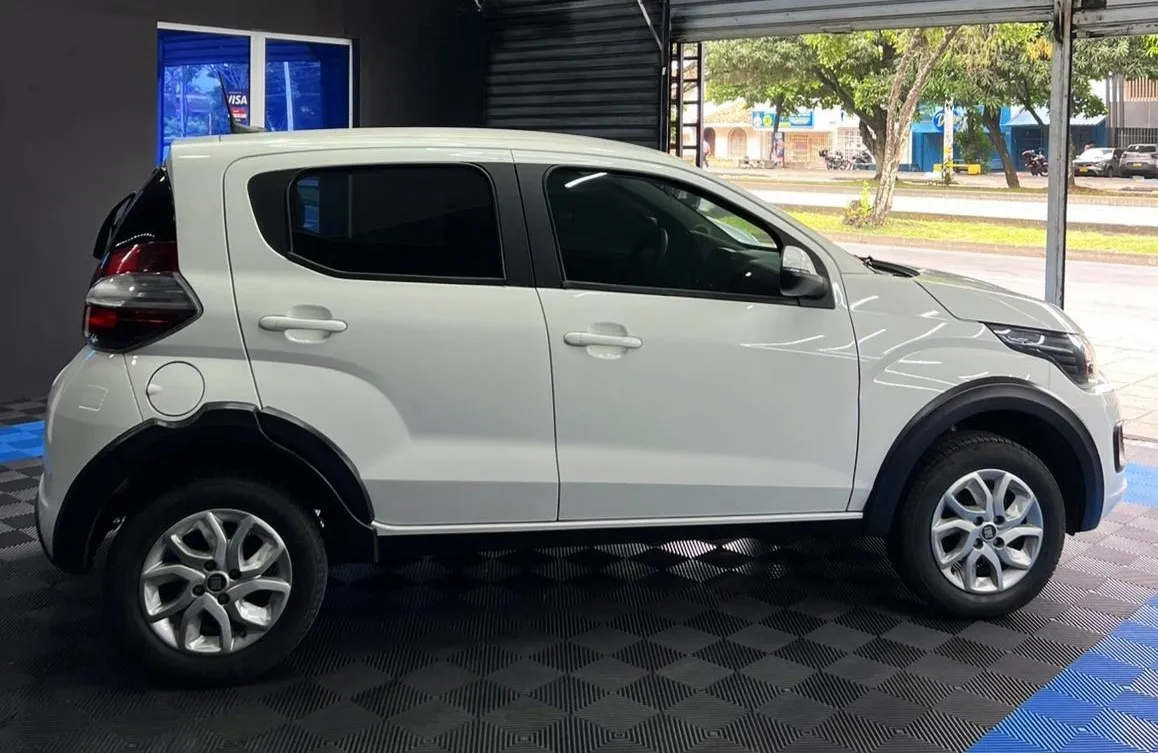 FIAT MOBI LIKE