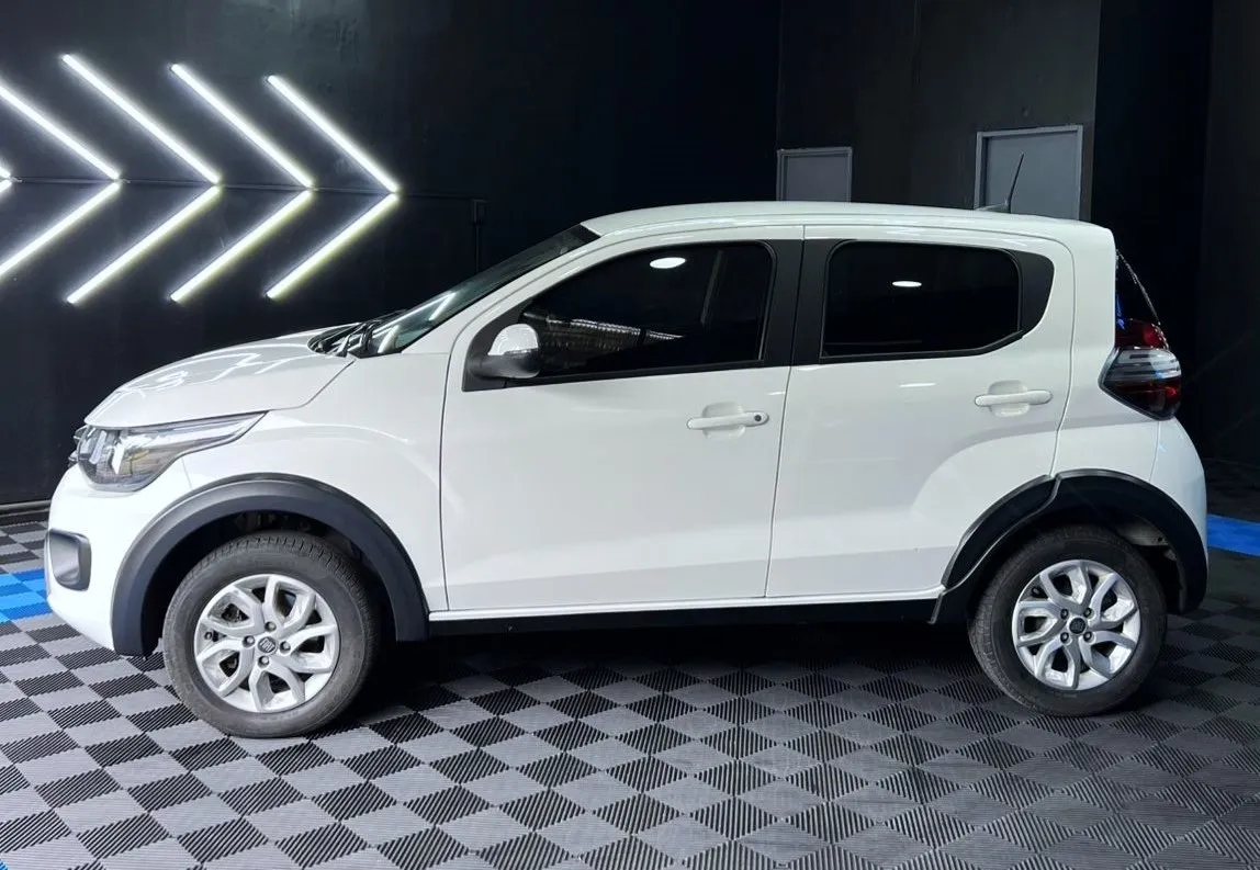 FIAT MOBI LIKE